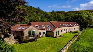 From countryside mansion houses for groups in cornwall to cosy cottages for two in the lake district. Home Long Byres Holiday Cottages