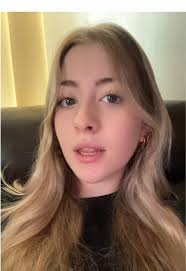 Sick so ignore how I look😜 Posting more😜