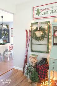 6 Amazing Cool Tips Classy Vintage Home Decor Master Bedrooms Vintage Home Decor Diy Joanna Gaines V Cozy Christmas Decor Christmas Lodge Christmas Wall Decor