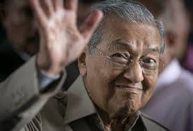 Karena pada hakikatnya nama menjadi hal utama yg harus ada disetiap diri manusia. Pas Desak Sprm Kemuka Hasil Siasatan Kekayaan Keluarga Tun Mahathir Astro Awani