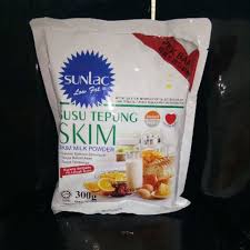 Susu rendah lemak untuk kolestero ini dilengkapi denga serat larut makanan. Sunlac Susu Tepung Skim 300g Shopee Malaysia