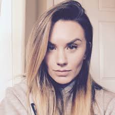 Carrie Cameron's Instagram, Twitter & Facebook