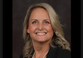 Lisa Heitzman's Instagram, Twitter & Facebook