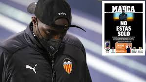 Diakhaby reacted furiously following a clash with cadiz defender cala during the first half of the match at the nuevo after remonstrating with the referee, diakhaby led valencia's players off the pitch. 6shzu9q347chem