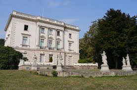 1896/97 für den zeitungsverleger paul herfurth als sommersitz errichtet, gehört es heute der stadt markkleeberg und dient kulturellen zwecken. Quermania Agra Park Markkleeberg Parkanlage Naherholungsgebiet Museen