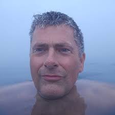 What are some activities and attractions to visit in Fairbanks, Alaska?