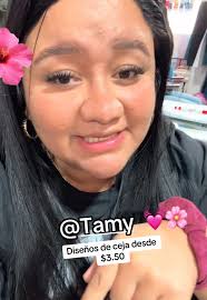 Diseños de Pestañas y Laminado en Metrogalerías