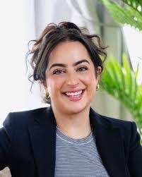 Danielle Mink's Instagram, Twitter & Facebook