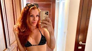 Georgina fleur family background & career. Nach Sommerhaus Aus Sexy Lebenszeichen Von Georgina Fleur Promiflash De