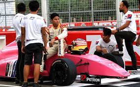 Maybe you would like to learn more about one of these? Alister Yoong Mahu Memecut Sepantas Bapanya Di Litar Lumba Free Malaysia Today Fmt