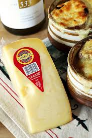 The Ultimate French Onion Soup Uses A Simple Trick To Make A Bowl Of Soup Even Better Than The One I Ve French Onion Soup French Onion French Onion Soup Cheese