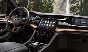 2025 Jeep Grand Cherokee Interior