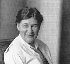 The magic of contradictions: Willa Cather's lost lady