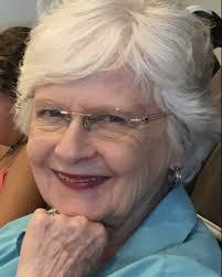 Elizabeth Ragin's Instagram, Twitter & Facebook