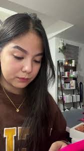 Juliet Robles's Instagram, Twitter & Facebook