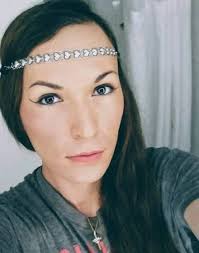 Heartbreaking: A family in Oregon is mourning the loss of a father of 4 who  went missing while hiking was found dead in the Mount Hood National Forest.  Read Story: https://bit.ly/3YP0DzL |