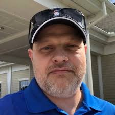 Brad Hyatt (@DarbHyatt)