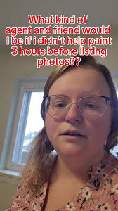 Virginia Almonte Broker