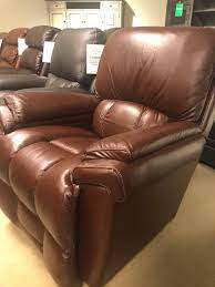 Save 700 On This La Z Boy Leather Turner S Furniture Facebook
