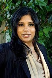 Shanna Stanton's Instagram, Twitter & Facebook