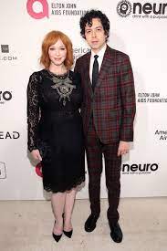 Keanu reeves, christina hendricks & tony hale join tom hanks, annie potts & tim allen to reveal what the initiation process was for the disney movie franchise! Christina Hendricks Sie Reicht Die Scheidung Ein Gala De