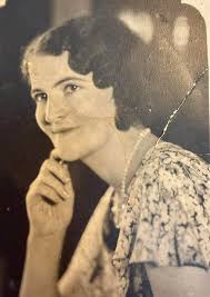 Can you enhance old family photo?