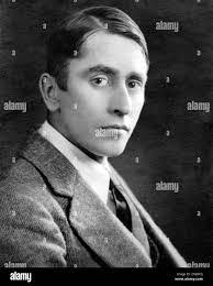 Patrick Town's Instagram, Twitter & Facebook