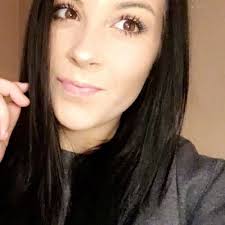 Riley Kelm's Instagram, Twitter & Facebook