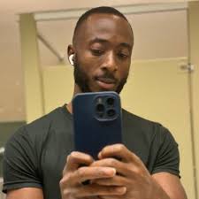 philanig 💙 (@des4God)