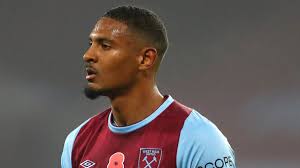 Eintrach frankurt đang bay cao ở bundesliga mùa này với vị trí top 4 và còn lọt vào đến bán kết europa league. Transfer News Sebastien Haller Ajax Sign Striker From West Ham Hammers Line Up Olivier Giroud Eurosport