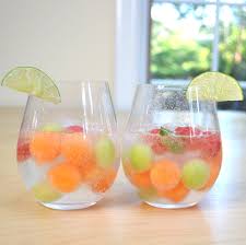 But With Water And Sprite Video Alcohol Drink Recipes Drinks Alcohol Recipes Alcohol Recipes
