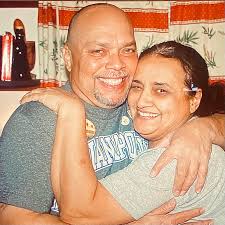 She aint going back and forth with you ninjas… she living her best life!