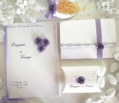 Partecipazione a tema alice nel paese della partecipazione di matrimonio classiche con decoro damascato a rilievo. I 3 Peggiori Errori Nell Acquisto Di Partecipazioni Di Matrimonio Eleganti