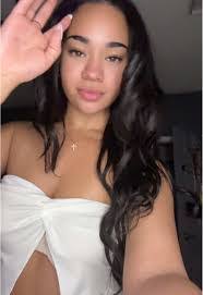 Laquanda Mitchell's Instagram, Twitter & Facebook