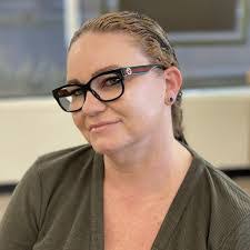 Lauren Monsanto's Instagram, Twitter & Facebook