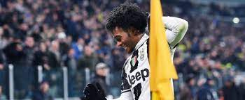 Juan guillermo cuadrado bello (26 de mayo de 1988), nació en una familia de escasos recursos que vivía en necoclí, un pueblo azotado por la violencia en los años 90. Juan Guillermo Cuadrado A Player Born During War Latinamerican Post