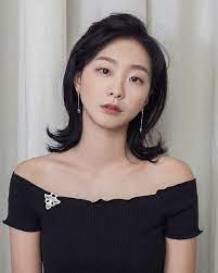 화보 촬영은 최우식의 패셔너블한 모습을 담는 데 주력했다. ë°°ìš° ê¹€ë‹¤ë¯¸ ì–'ê³¼ ê·¸ ì¹œêµ¬ Dvdprime