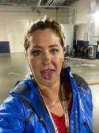 Jamie Apody's Instagram, Twitter & Facebook