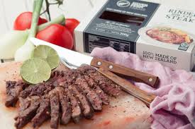 A rib steak (known as côte de boeuf or tomahawk steak in the uk) is a beefsteak sliced from the rib primal of a beef animal, with rib bone attached. Rib Eye Steak Von Der Salzplanke Werbung Damn Tasty