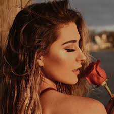 Stream laurencorazza music