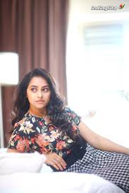 Sri Divya Photos - Tamil Actress photos, images, gallery, stills and clips  - IndiaGlitz.com