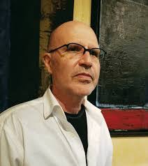 Robert Riemer's Instagram, Twitter & Facebook