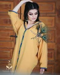 موديلات الجلابة المغربية بالريش ديال الطاووس فكرة عصرية وأكثر جمالية Fashion Moroccan Dress Kaftan Dress