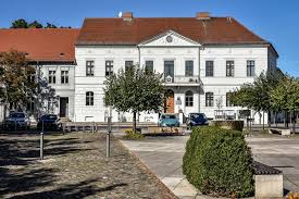 Wohnungen in kremmen provisionsfrei wohnungen in allen größen angebote vieler immobilienportale einfache wohnungssuche in kremmen. Kremmen Pro Seniorenpflege Im Land Brandenburg E V