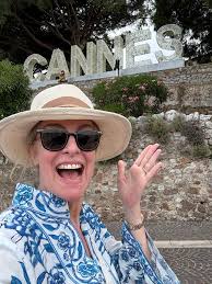 This picture had me 🤣 from yesterday's #GroundhogDay coverage. I love my  job. Fox & Friends Punxsutawney Phil