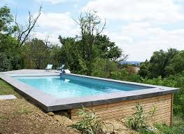 epingle sur piscine