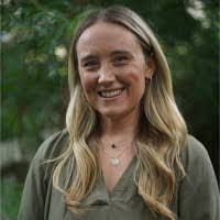 Kimi White's Instagram, Twitter & Facebook