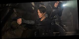 Aanya hirdaramani, adam basil, adam collins and others. The Old Guard First Look Charlize Theron Is An Immortal Warrior In Netflix Action Epic Best Tv News