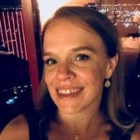 Lisa Dodge's Instagram, Twitter & Facebook