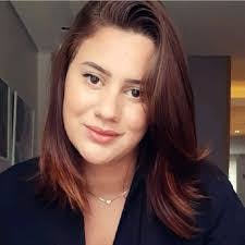 Ester Deluca's Instagram, Twitter & Facebook